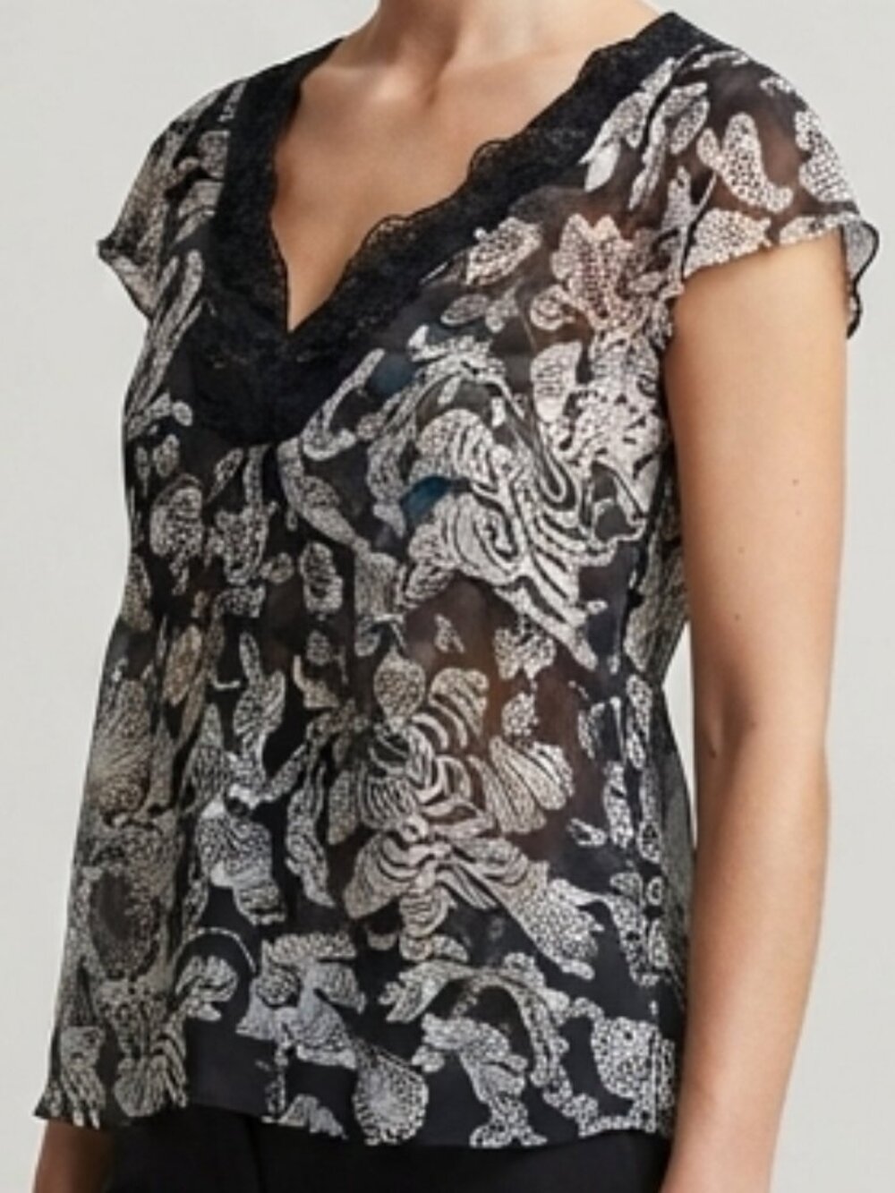 ICE Women’s Blouse Size Medium Black White Silk Floral Lace Trim Side Zip
